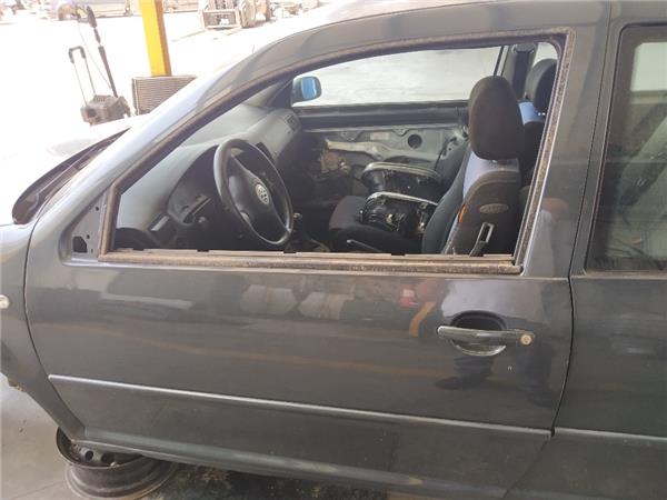 puerta delantera izquierda volkswagen golf iv