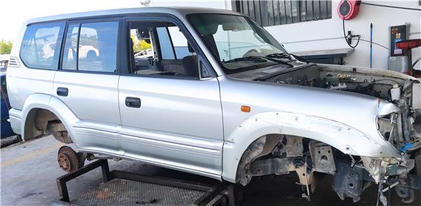 despiece completo toyota land cruiser j9 1996