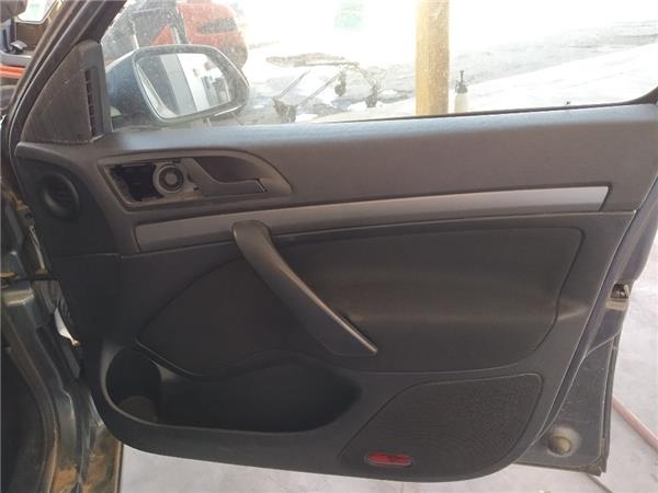 guarnecido puerta delantera derecha skoda oct