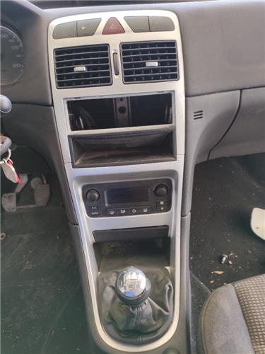 consola peugeot 307 berlina s2 062005 16 x l