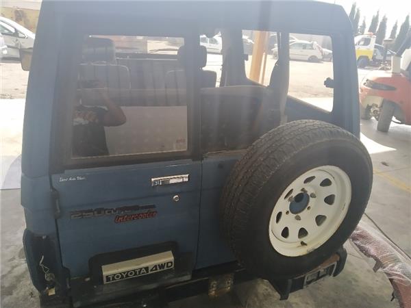 porton trasero toyota land cruiser j10 1998