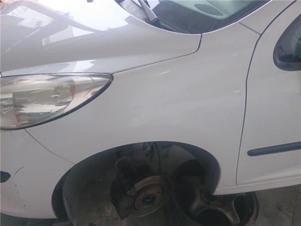 aleta delantera izquierda peugeot 207 (2006 >) 1.4 xad [1,4 ltr.   50 kw hdi]