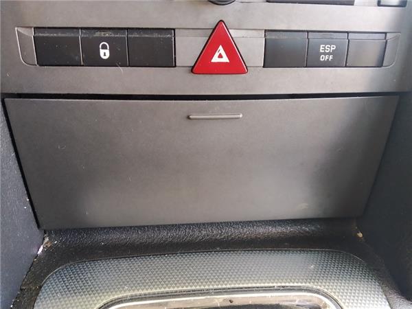 cenicero peugeot 407 2004  20 sport 20 ltr  