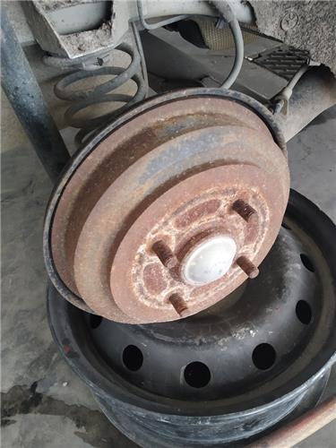 tambor freno trasero derecho ford fiesta cbk