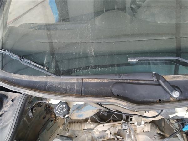 brazo limpiaparabrisas delantero derecho peug