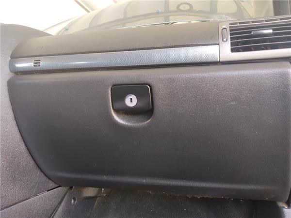 tapa guantera peugeot 407 2004  20 sport 20 l