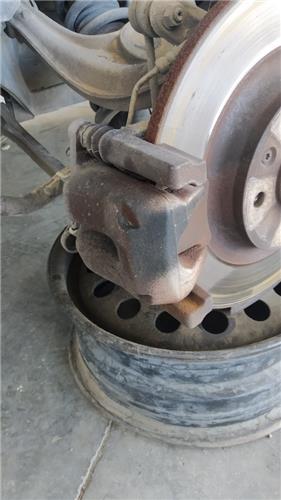 pinza freno trasero derecha peugeot 407 2004