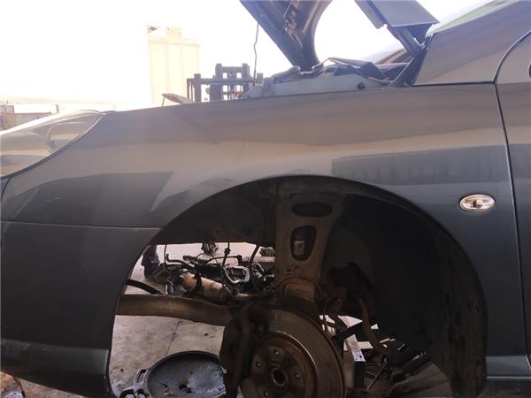 aleta delantera izquierda peugeot 407 2004  2