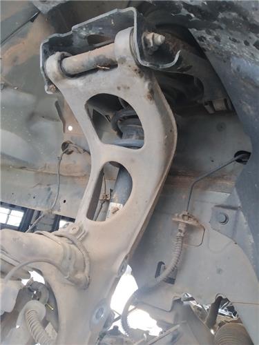brazo superior delantero izquierdo peugeot 40