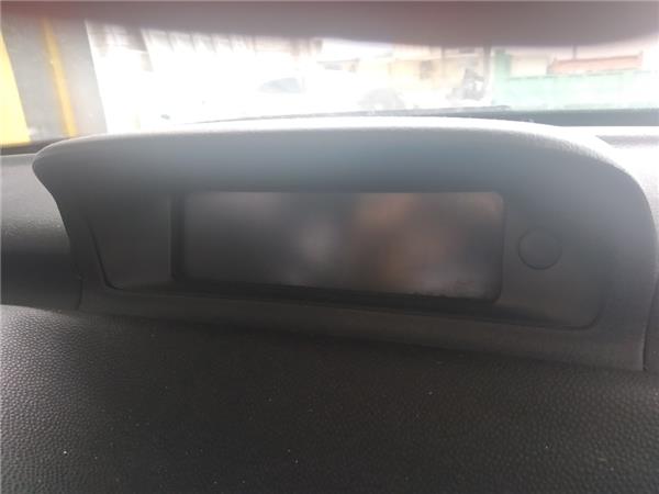 display peugeot 307 berlina s2 062005 16 x l