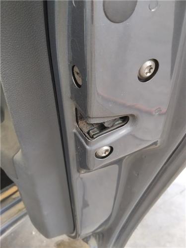 cierre electromagnetico trasero derecho skoda