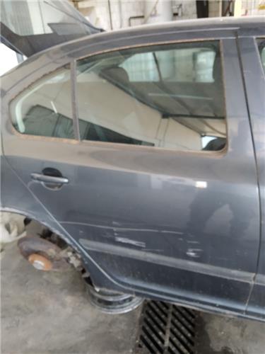 puerta trasera derecha skoda octavia combi 1z