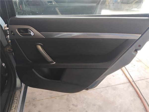 guarnecido puerta trasera derecha peugeot 407