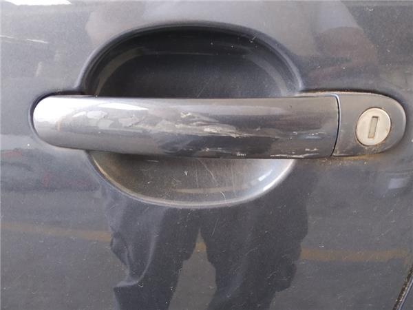 maneta exterior delantera izquierda skoda oct