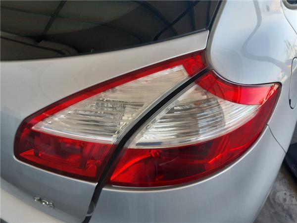 piloto trasero derecho renault megane iii berlina 5p (2008 >) 1.5 authentique [1,5 ltr.   63 kw dci diesel cat]