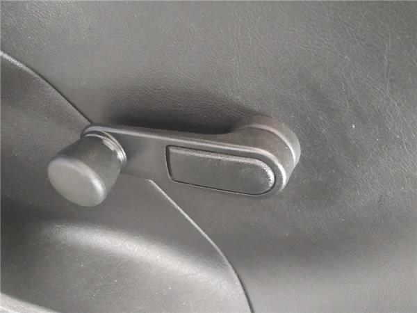 elevalunas manual trasero izquierdo peugeot 3