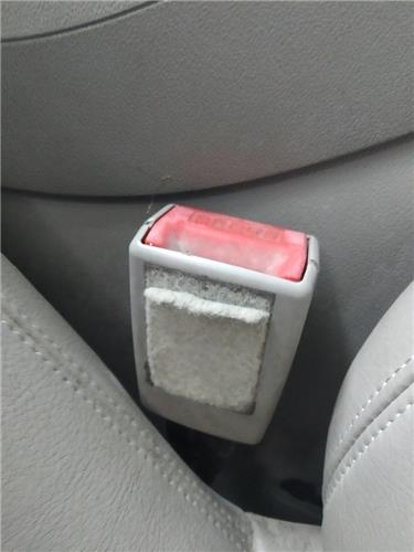anclaje cinturon delantero izquierdo citroen