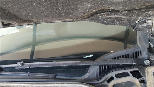 brazo limpiaparabrisas delantero izquierdo pe