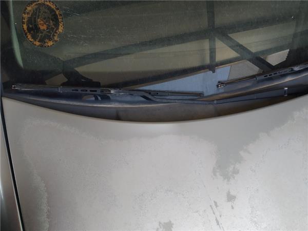 brazo limpiaparabrisas delantero derecho skod