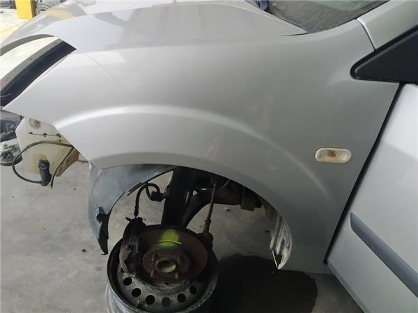 aleta delantera izquierda ford fiesta cbk 200