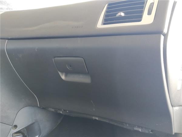 tapa guantera peugeot 307 berlina s2 062005