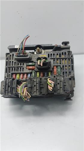 caja fusiblesrele peugeot 407 2004 20 st con
