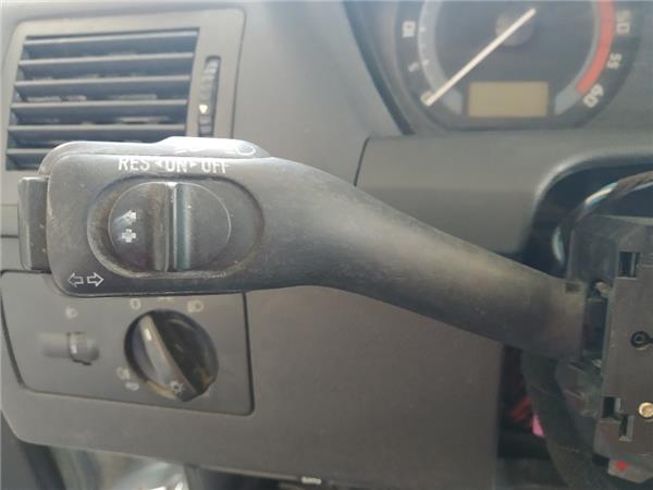 mando intermitencia skoda fabia 6y26y3 012000