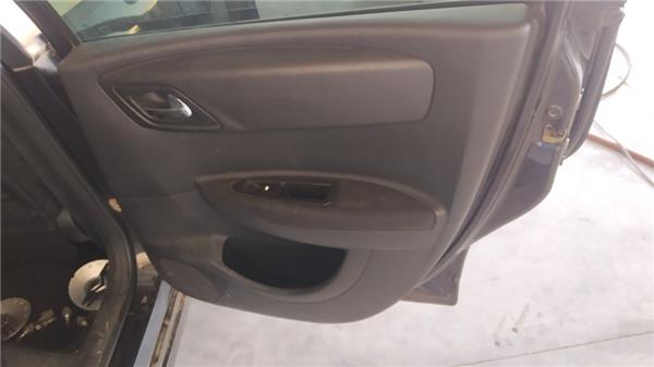 guarnecido puerta trasera derecha citroen c4