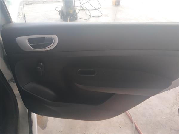 guarnecido puerta trasera derecha peugeot 307