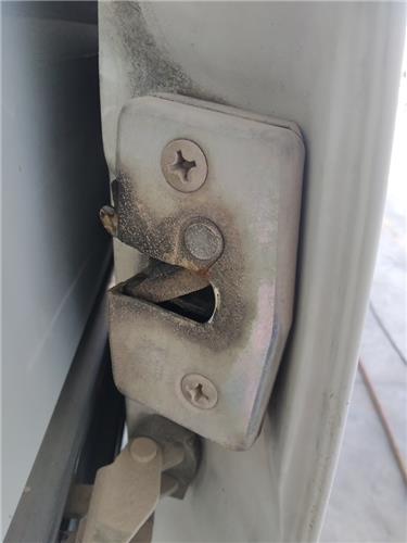 cierre electromagnetico trasero derecho volks