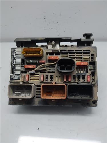 caja fusiblesrele citroen c5 berlina 2008 27