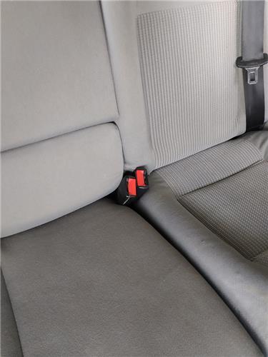 anclaje cinturon trasero izquierdo volkswagen