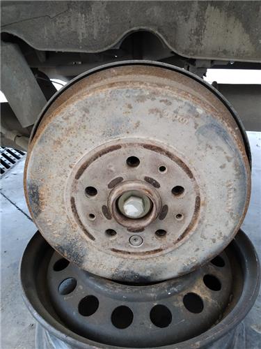 tambor freno trasero izquierdo volkswagen t4