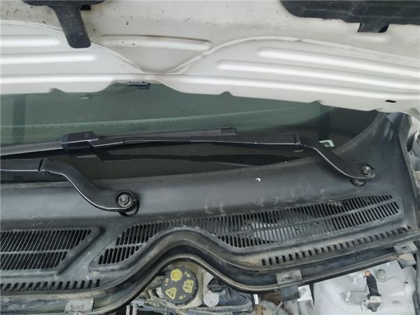 brazo limpiaparabrisas delantero izquierdo fo