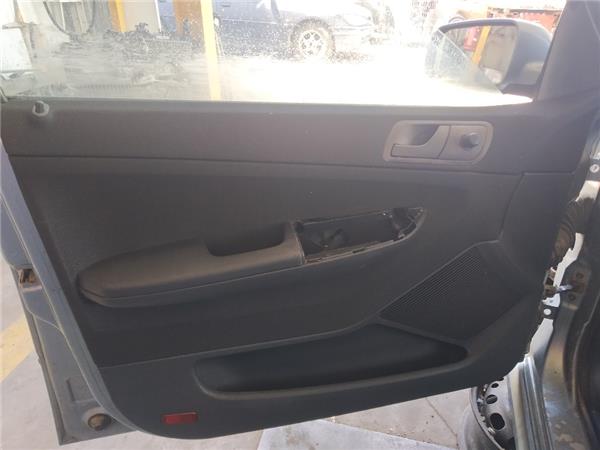 guarnecido puerta delantera izquierda skoda f