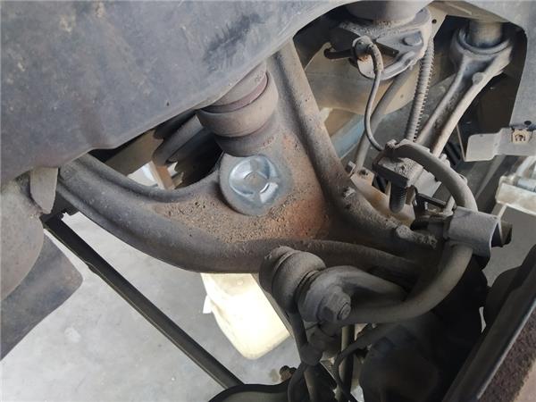 brazo superior trasero derecho peugeot 407 20