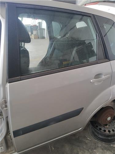 puerta trasera izquierda ford fiesta cbk 2002