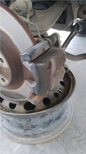 pinza freno trasero izquierda peugeot 407 200