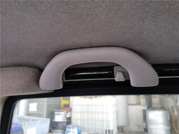 asidero superior trasero izquierdo volkswagen