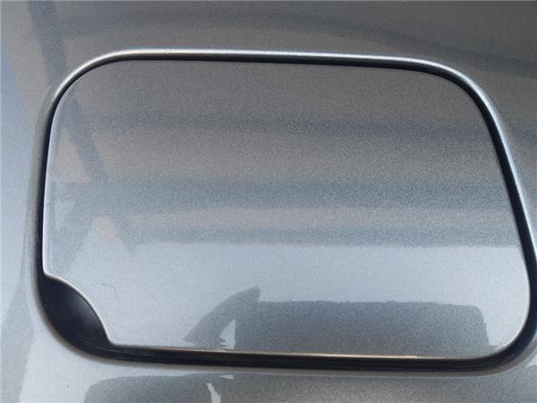 tapa exterior combustible peugeot 407 2004  2