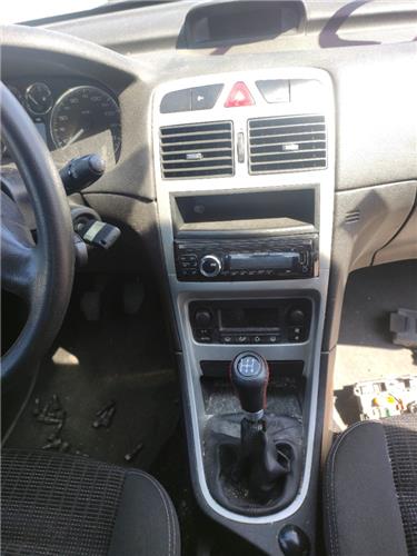 consola peugeot 307 berlina s2 062005 16 x l