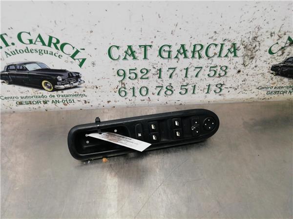 botonera puerta delantera izquierda peugeot 407 2.0 16v hdi (136 cv)