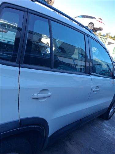 puerta trasera derecha volkswagen tiguan 5n2