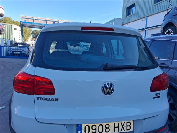 porton trasero volkswagen tiguan 5n2 022011