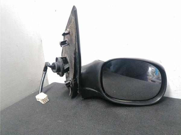 206 1998- Retrovisor Derecho 206 1998- Retrovisor Derecho