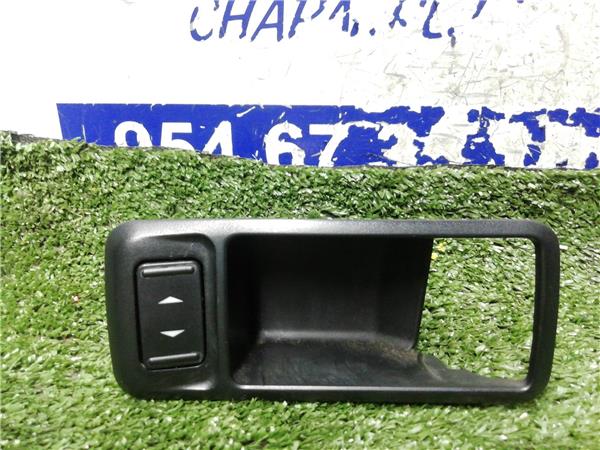 C-MAX Botonera Puerta Delantera Derecha C-MAX Botonera Puerta Delantera Derecha