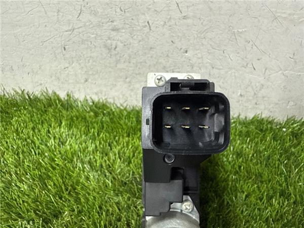 Carens RP2013- MOTOR ELEVALUNAS TRASERO DERECHO