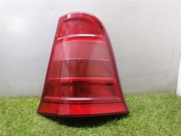 piloto trasero izquierdo mercedes benz clase