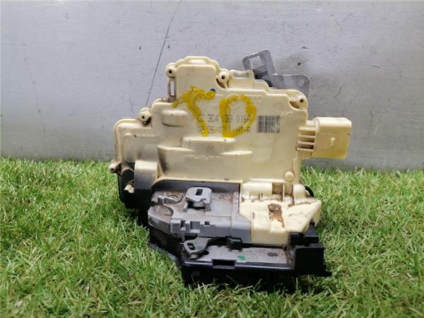 cerradura puerta trasera derecha volkswagen p