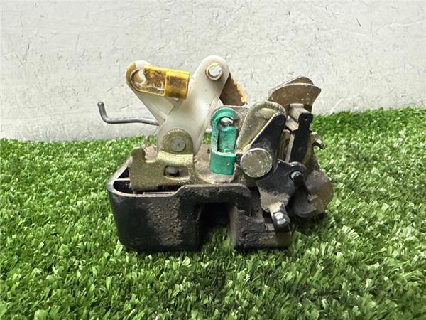 cerradura puerta trasera izquierda chrysler p